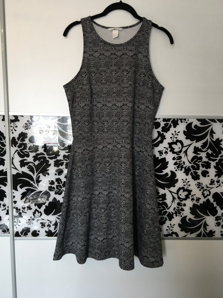 Schönes Sommerkleid