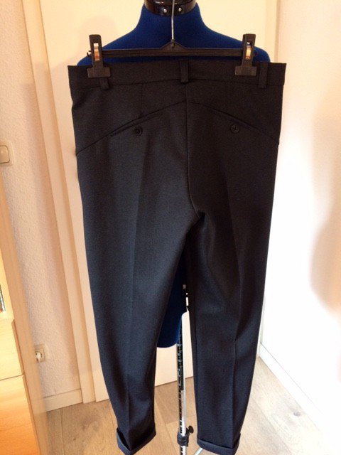Edle schwarz-graue Stoffhose von Risskio, in Gr. L/40