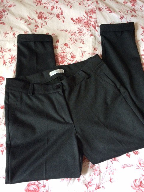 Edle schwarz-graue Stoffhose von Risskio, in Gr. L/40