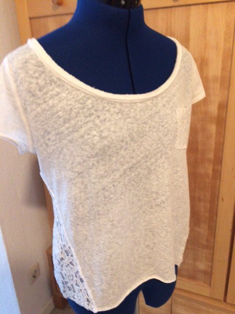 Weißes Abercrombie&Fitch T-shirt mit Spitzenrücken, Gr. S