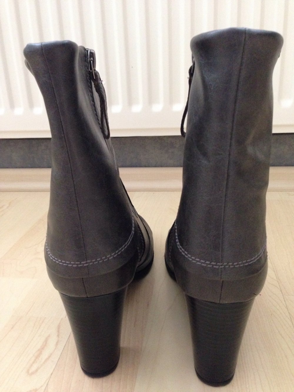 Stiefelette, Stiefeletten, Esprit