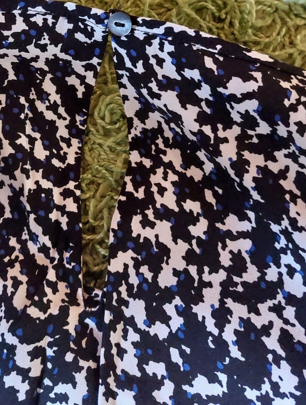 Gemusterte Bluse 