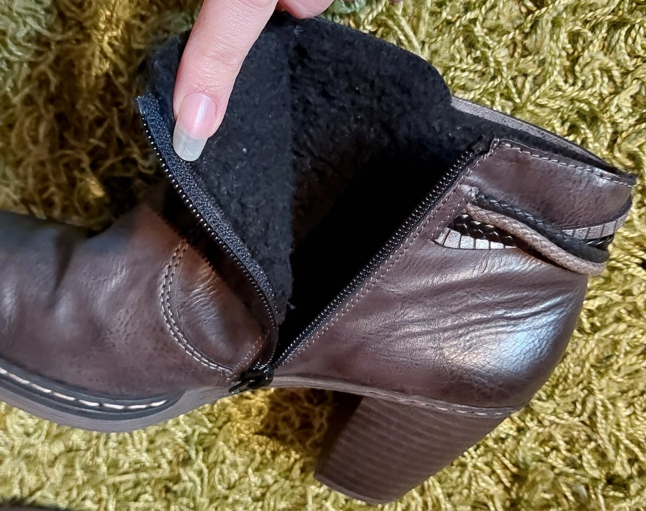 Braune warme Stiefeletten