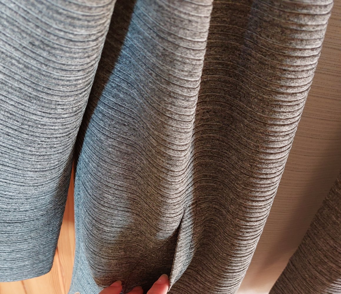 Grauer Blazer