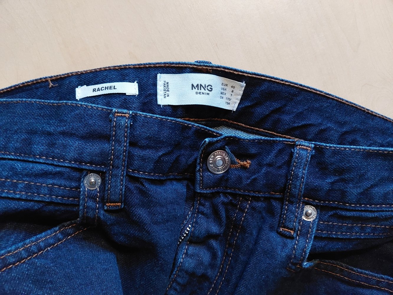 Jeans