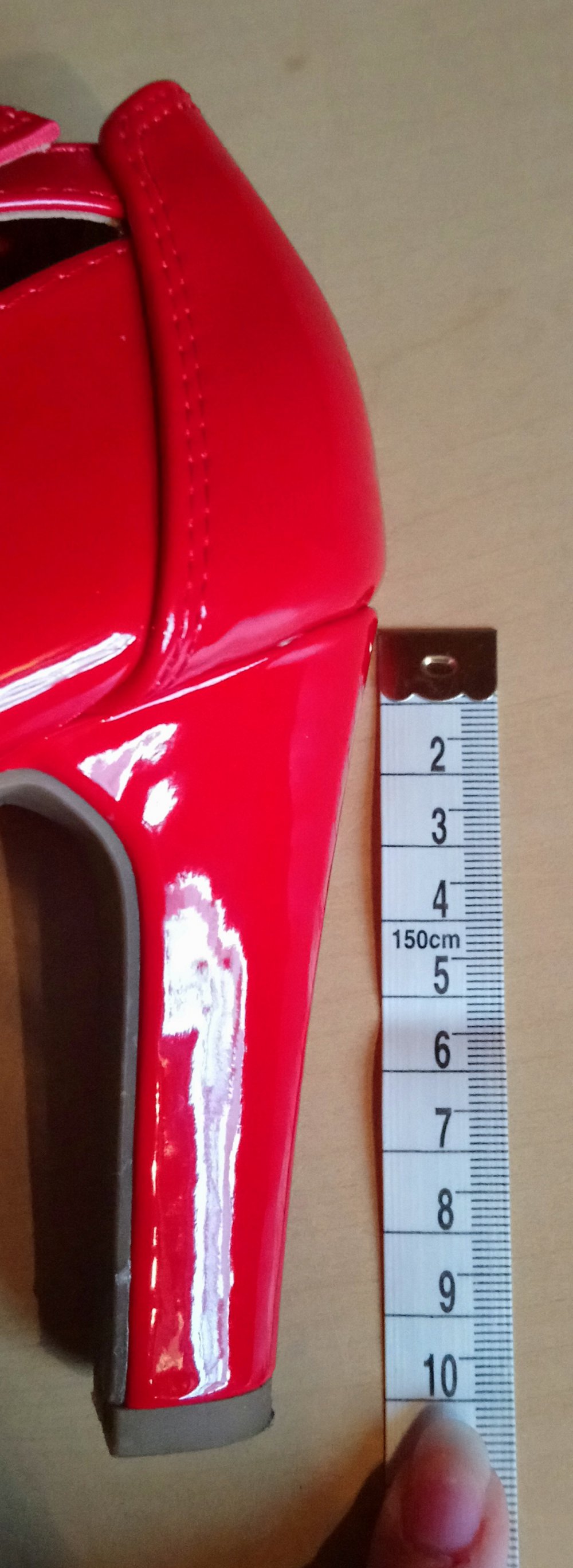 Knallrote Riemchen absatzschuhe 
