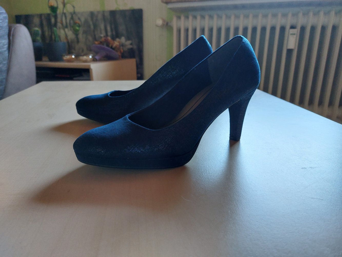 blaue Pumps