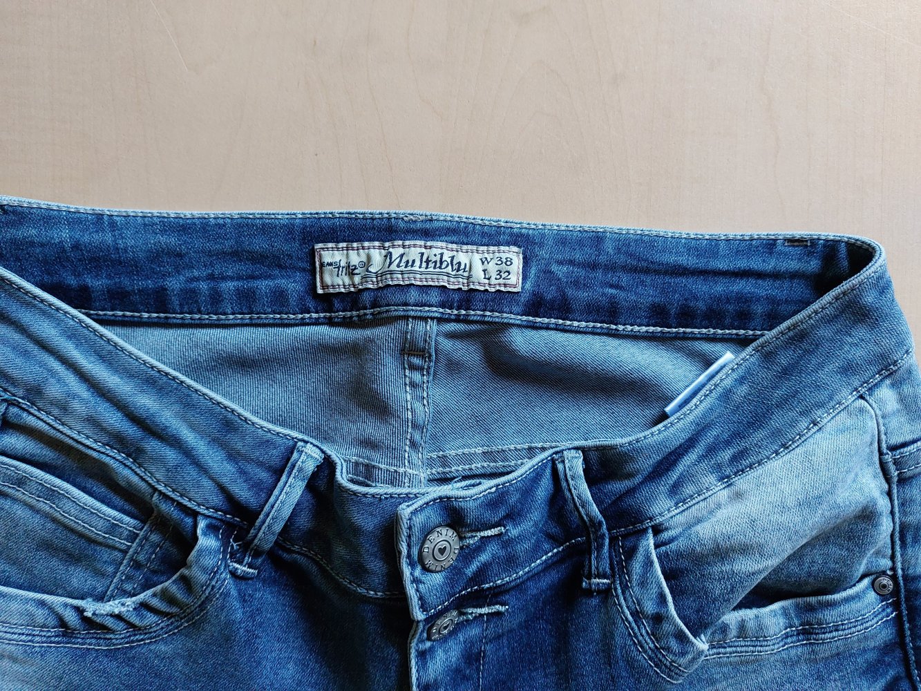Jeans