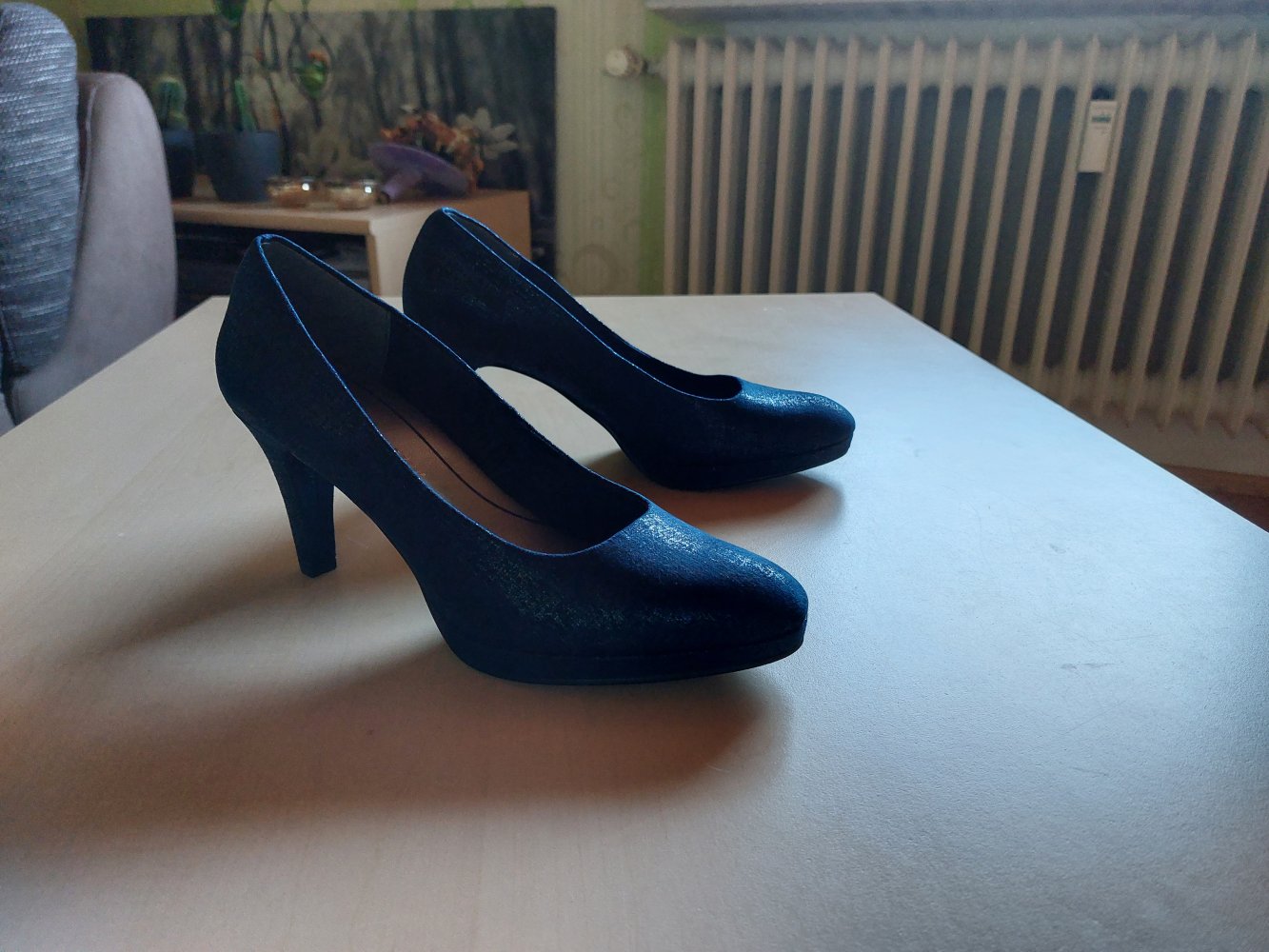 blaue Pumps