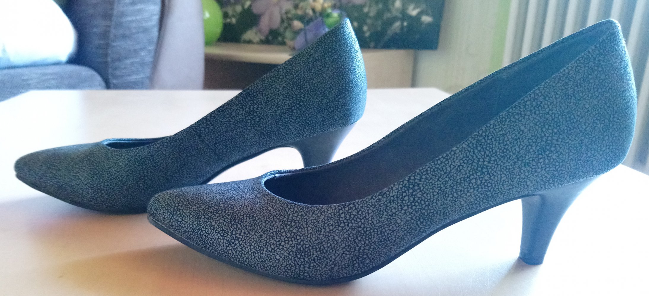 Leicht spitze Pumps 