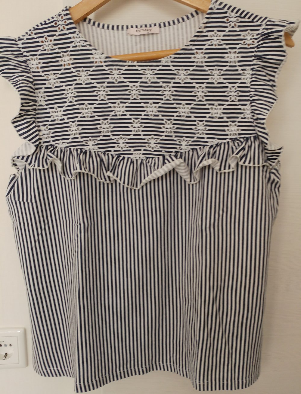 blau weißes Top