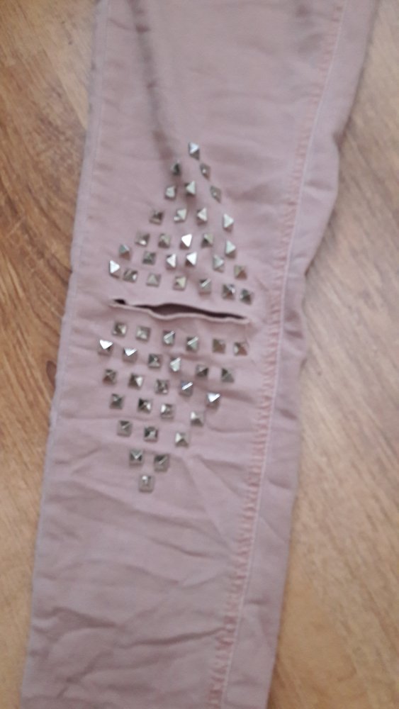 Sexy Röhren Jeans slim mit Nieten Gr. 34