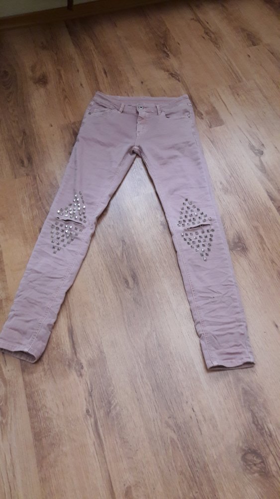 Sexy Röhren Jeans slim mit Nieten Gr. 34
