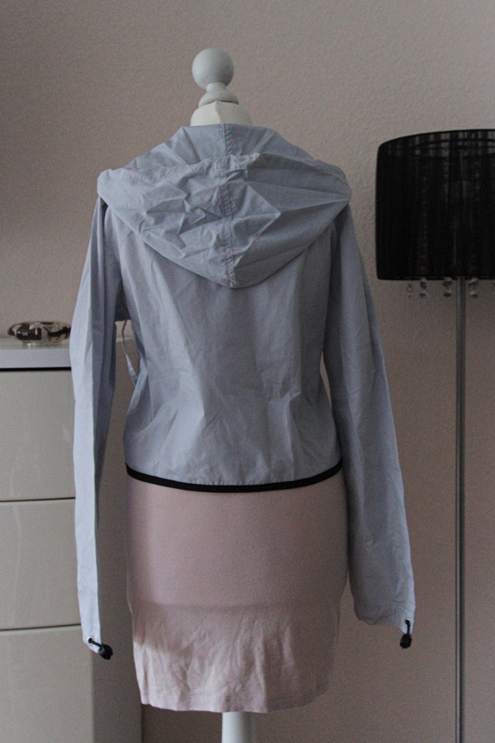 Dünne Jacke Sommer Gr. 36 S grau / blau