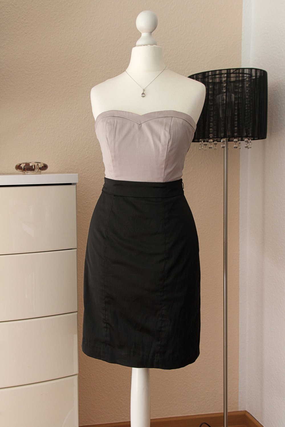 Elegantes schönes Kleid mit Stil Cocktailkleid