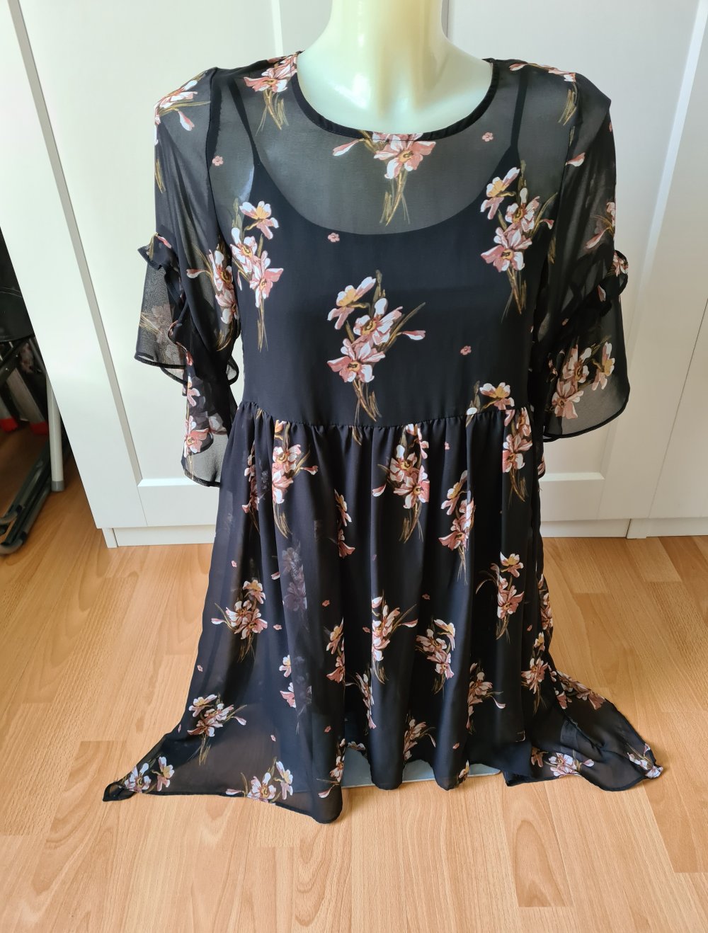 kurzes Kleid
