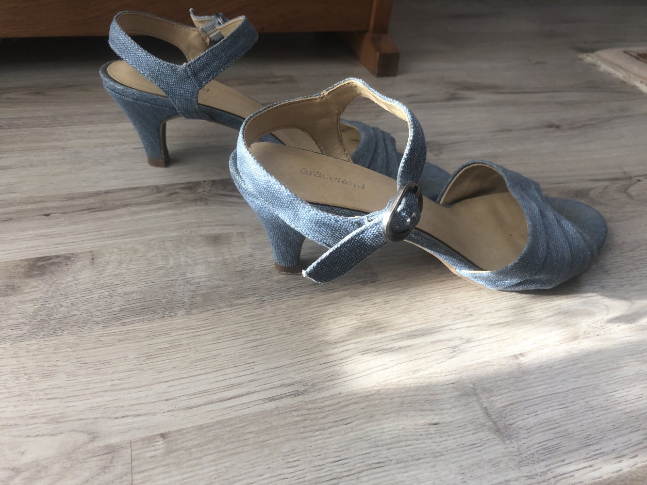 Riemchenpumps Sandalen 