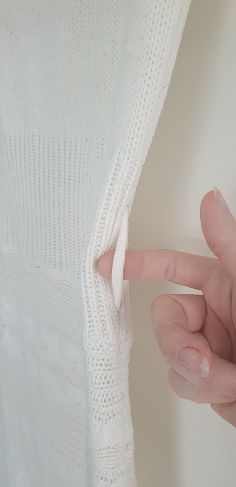 Cremeweißes Strickkleid