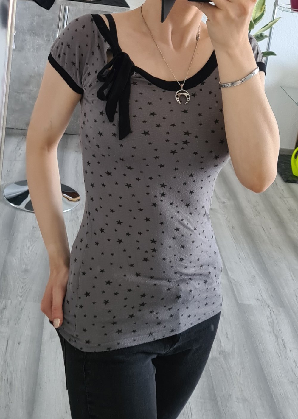 Süßes Shirt mit Schleife und Sternchen Gothic Lolita Gyaru Kawaii Soft Girl