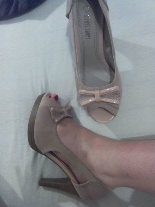 Cut out Highheels Pumps peeptoes alt Rosa Lack NEU