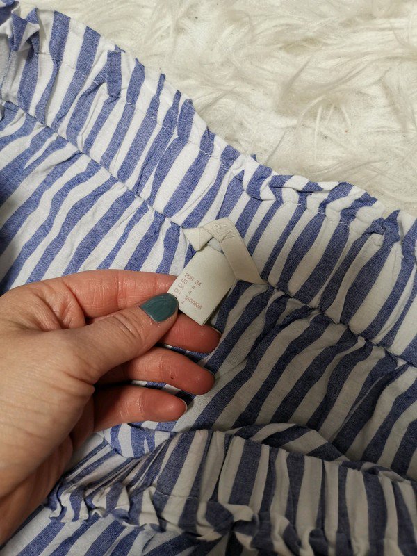 Gestreiftes Schulterfreiers top mit Spitze