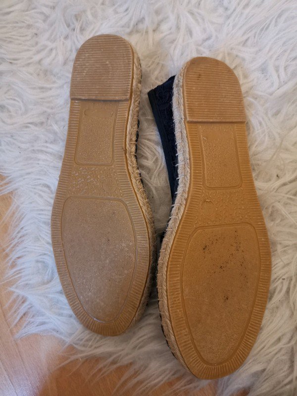 Espadrilles in Dunkelblau mit Blumenmuster