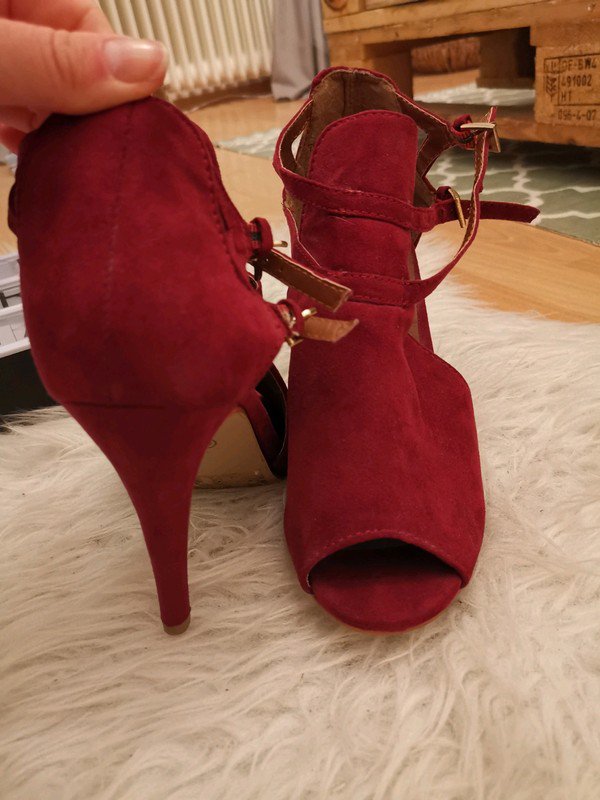 High heels cut out