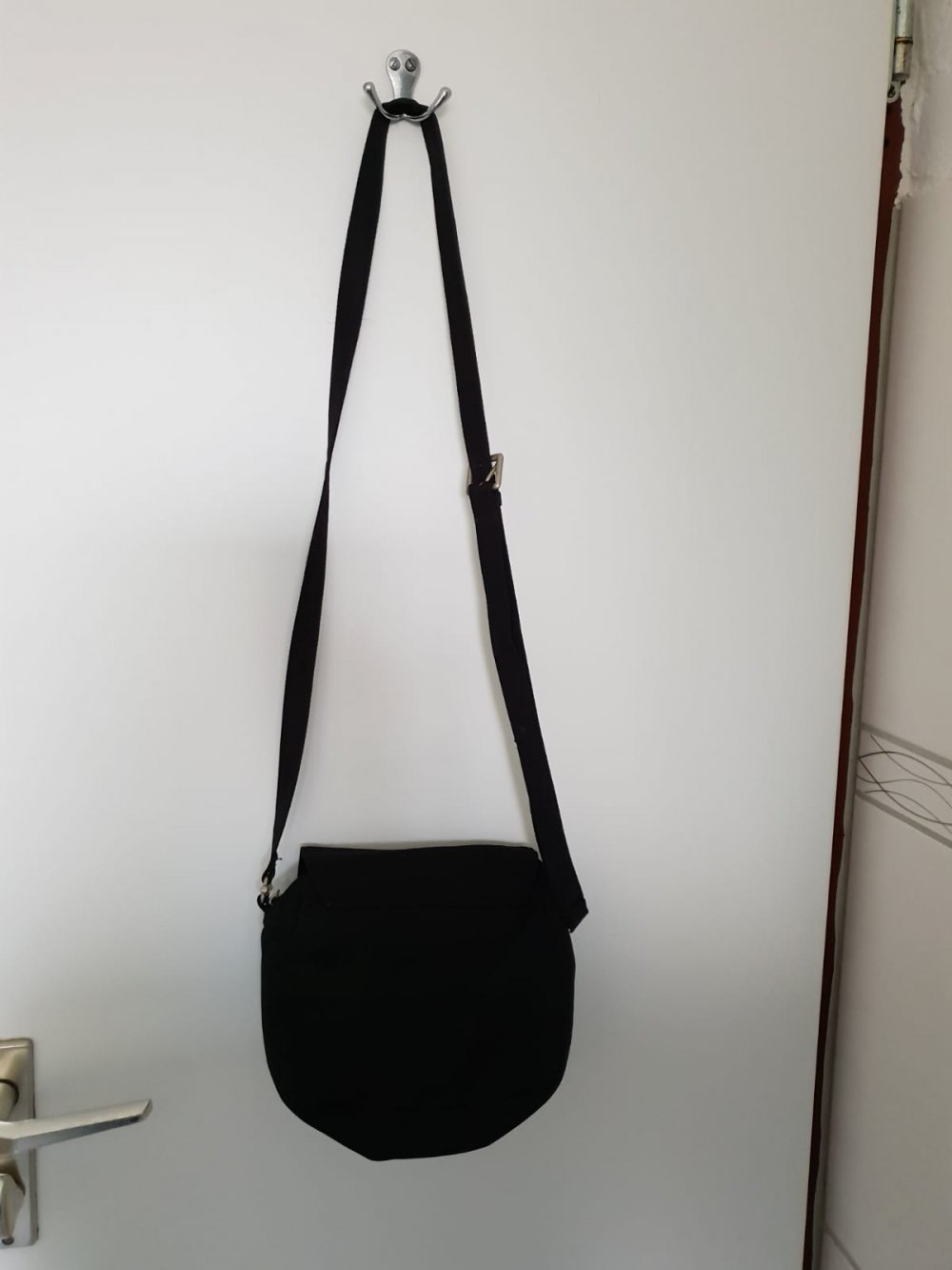 Schwarze kleine Tasche Umhängetasche ESPRIT
