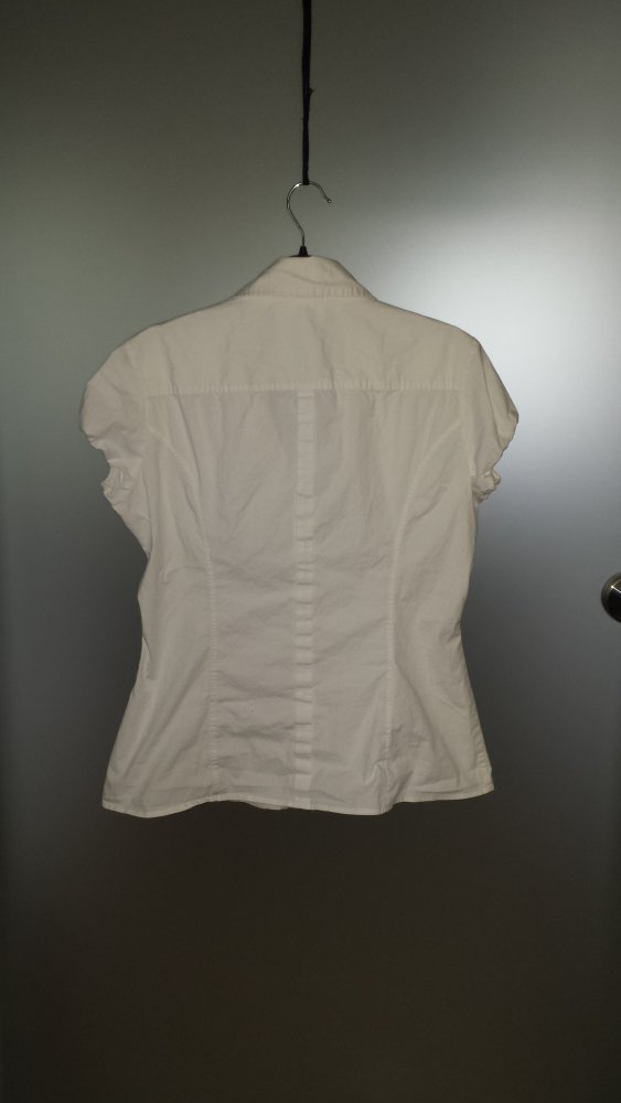 Weiße Bluse mit kurzen Ärmeln von Sisley