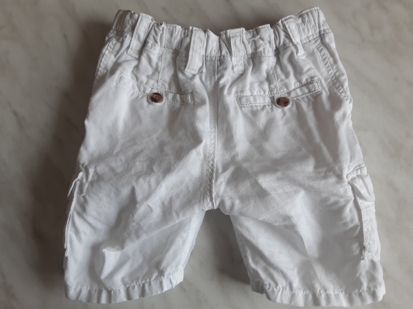 Neuwertige Chino-Shorts aus Leinen von H&M Größe 86