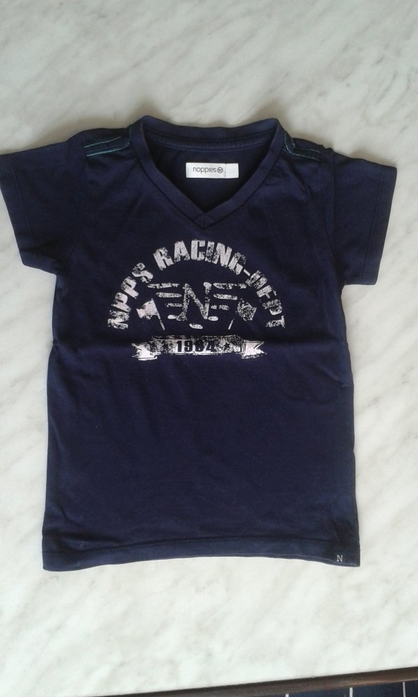 Noppies T-Shirt mit V-Ausschnitt