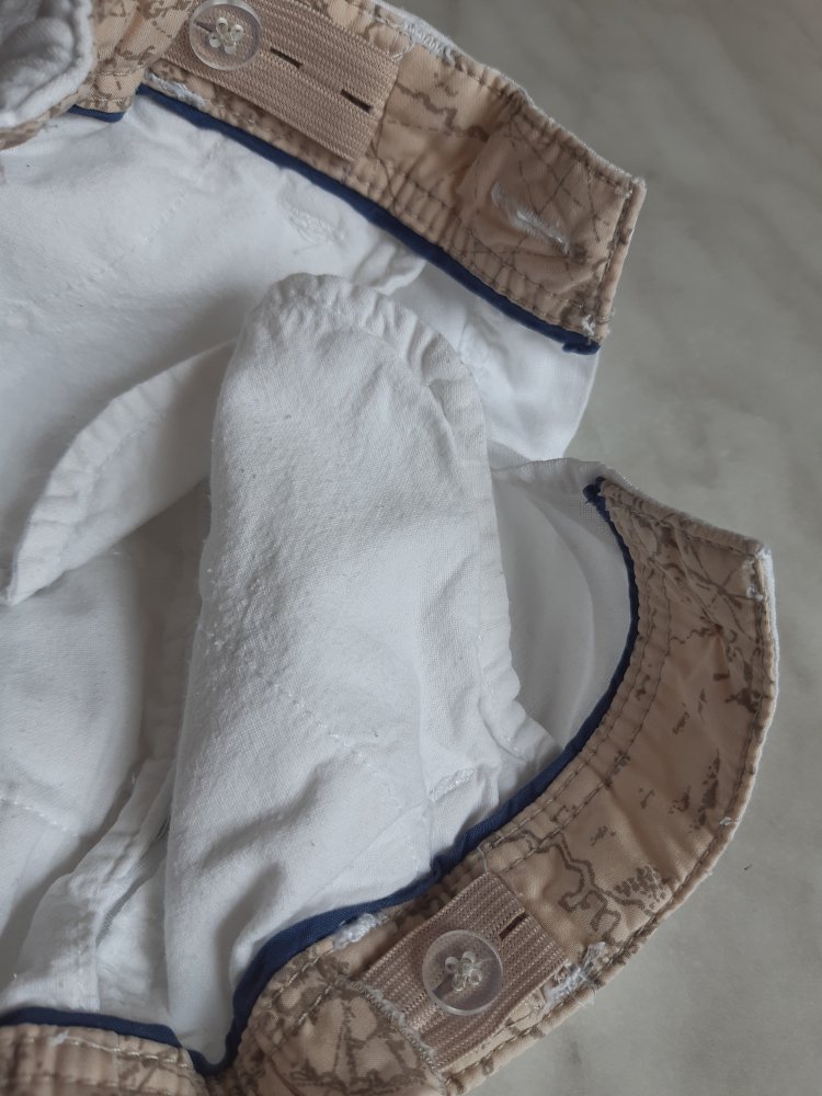 Neuwertige Chino-Shorts aus Leinen von H&M Größe 86