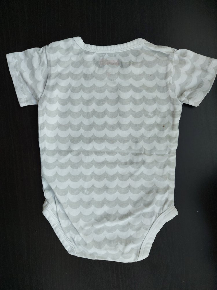 weiß-grauer Kurzarmbody mit Zebra Eat, Sleep, Play, Gr. 56