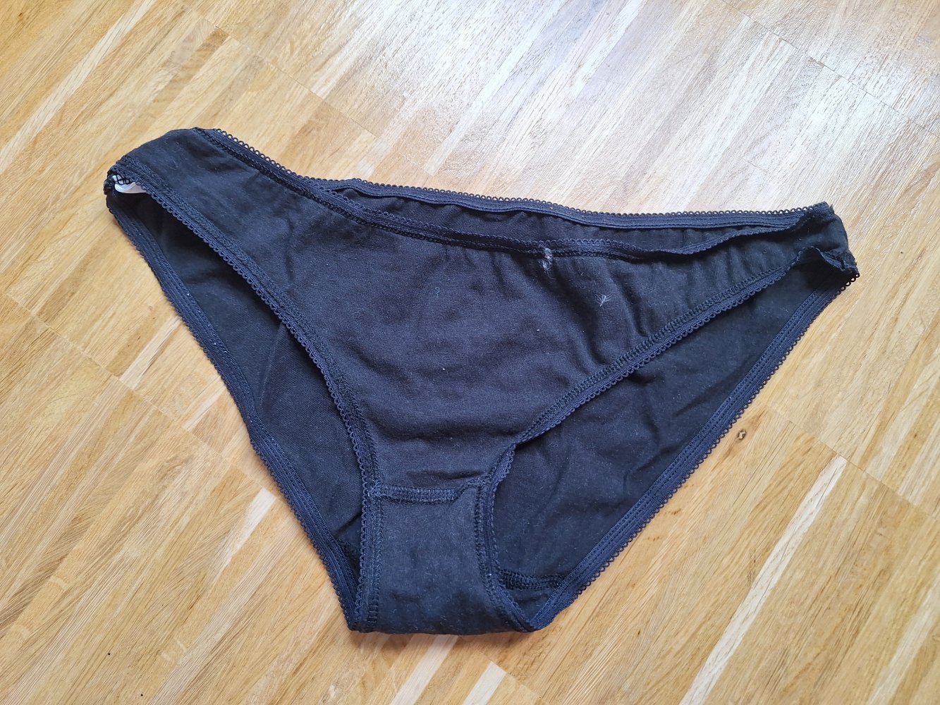 schwarze Unterhose / Schlüpfer Gr. M