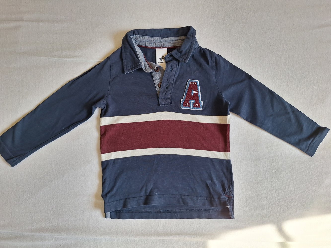 Marineblaues Langarm-Poloshirt mit A, Gr. 98