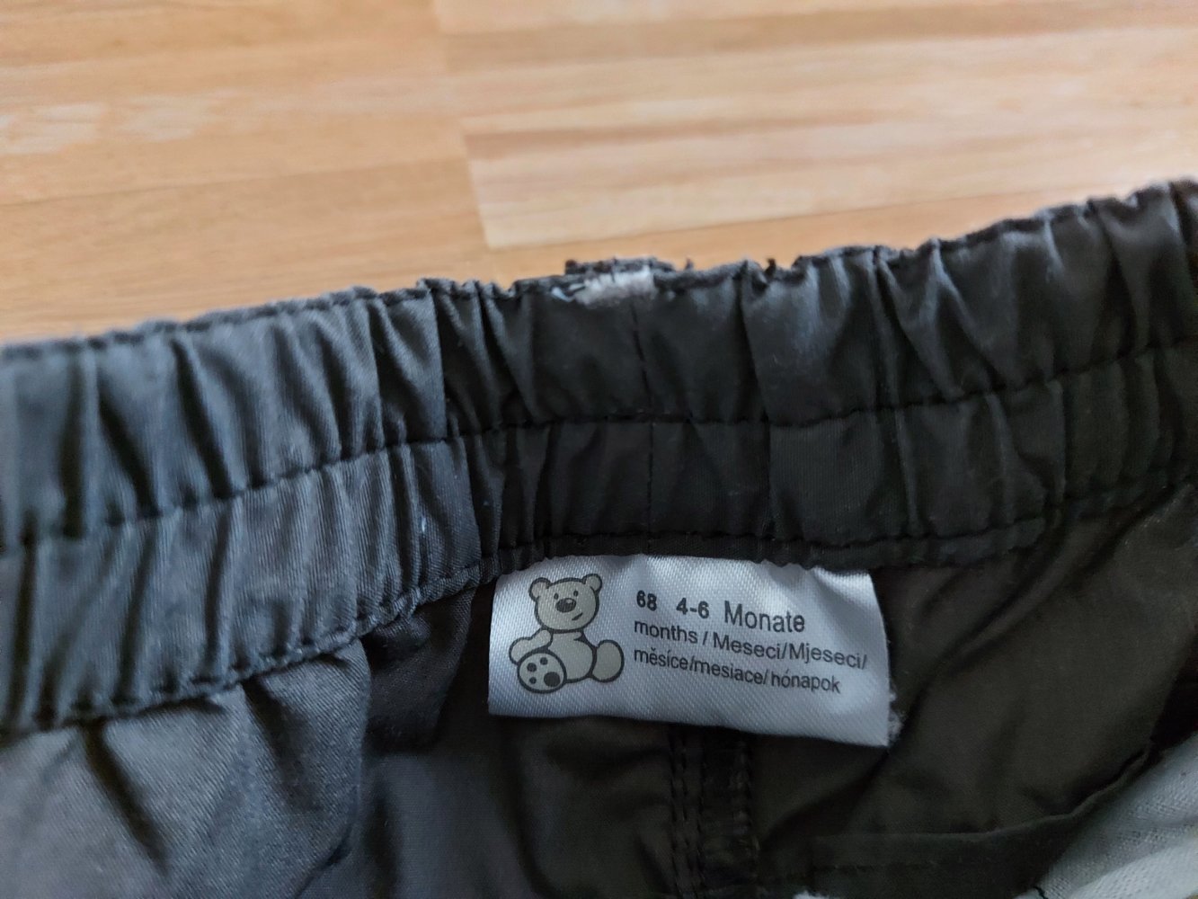 graue (anthrazitfarbene) Babyhose im Cargo-Style, Gr. 68 (4-6 Monate)