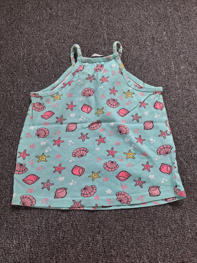 Niedliches Spaghettiträger-Top mit Muscheln Gr. 98