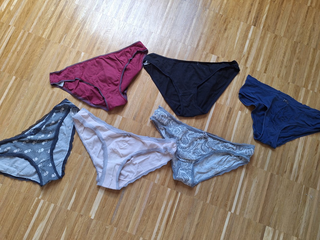 6 Schlüpfer / Unterhosen