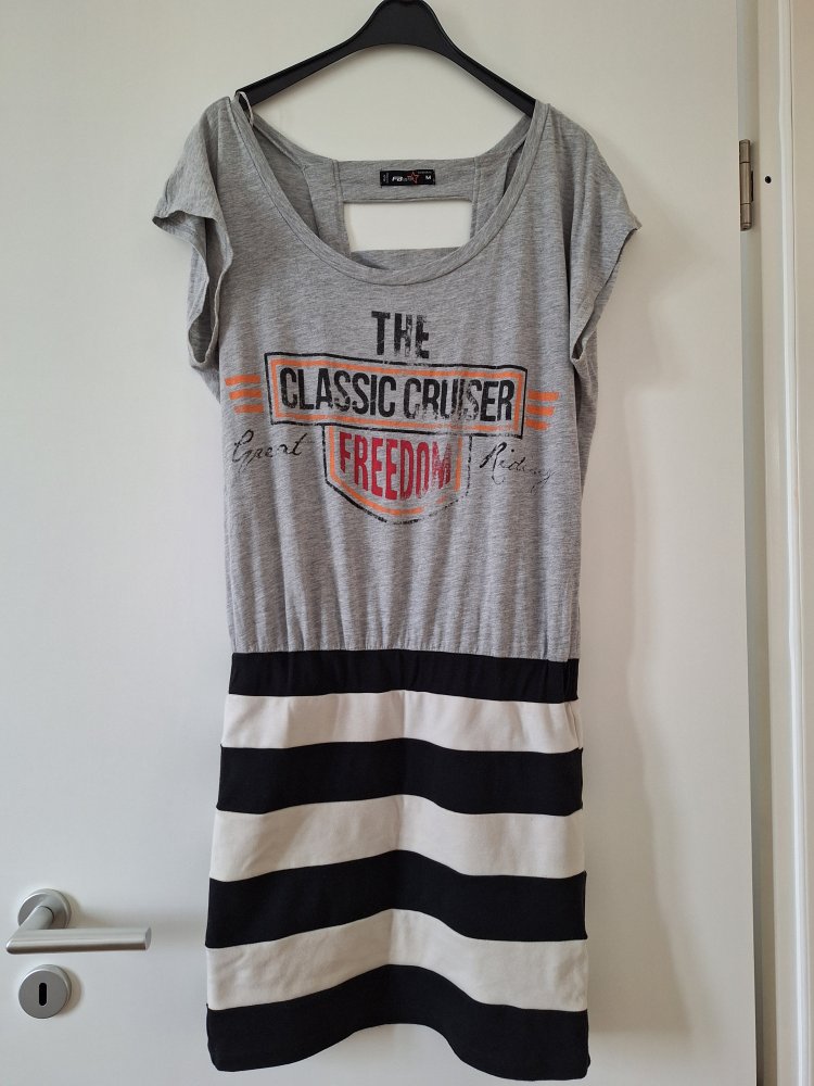 Cooles T-Shirt-Kleid mit tollem Rückenausschnitt Gr. M