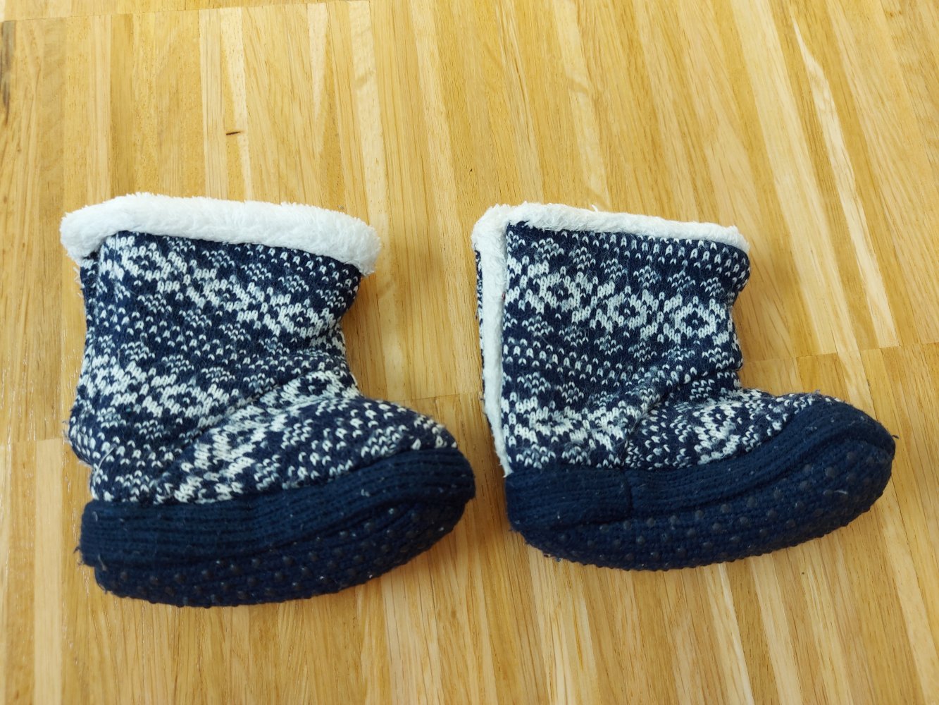 kuschelige Winterbabyschuhe von H&M, Gr. 18/19