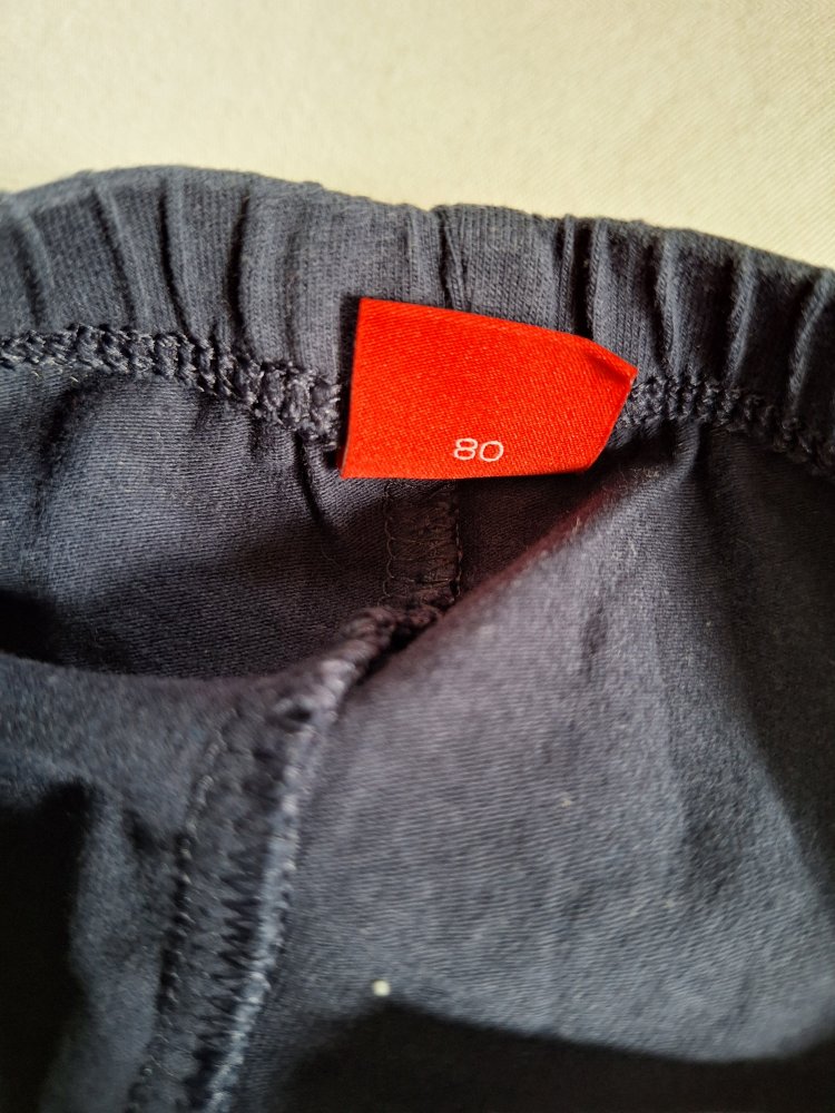kurze dunkelblaue Hose Gr. 80 s.Oliver