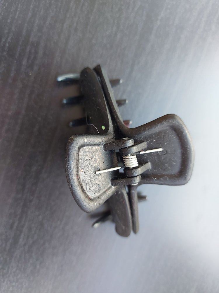 schwarze Haarklammer / Haarspange