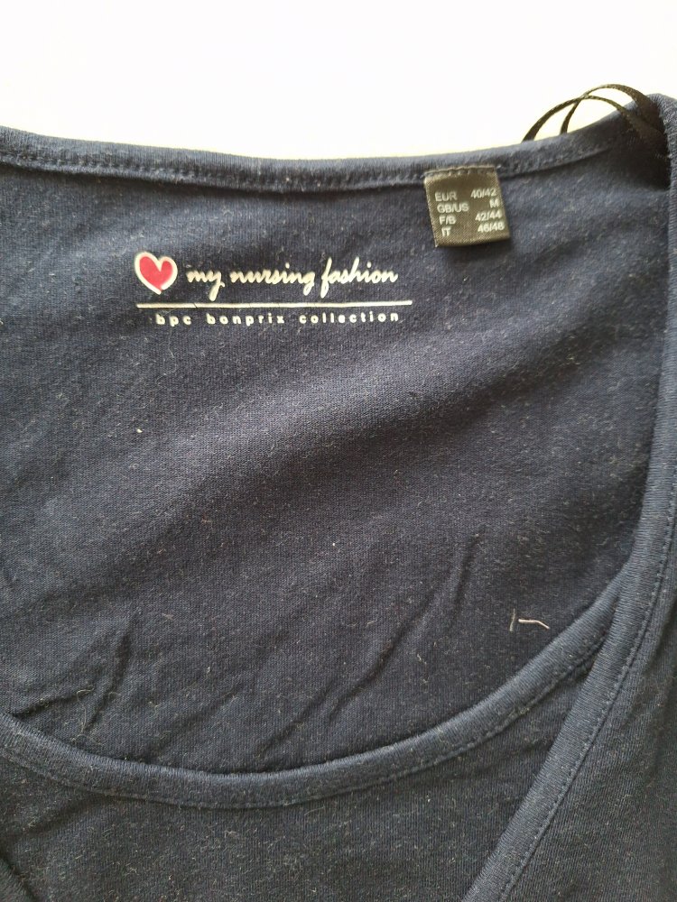 dunkelblaues praktisches und komfortables Umstands- und Stillshirt Gr. 40/42