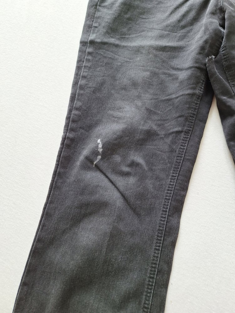 Schwarze Malerjeans, Gr. 40