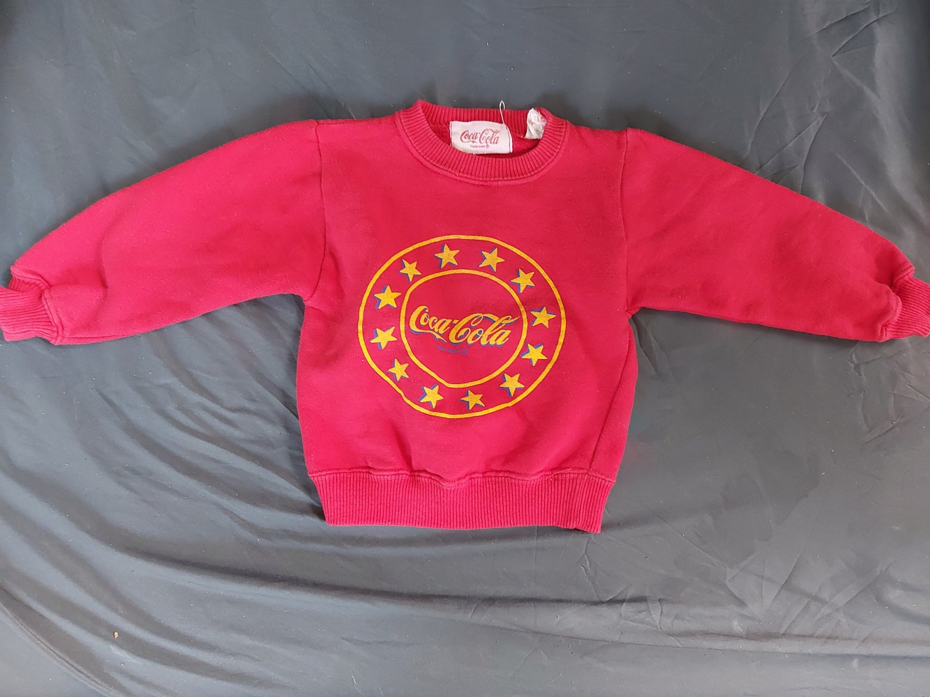 langärmliger roter Babypullover Coca-Cola