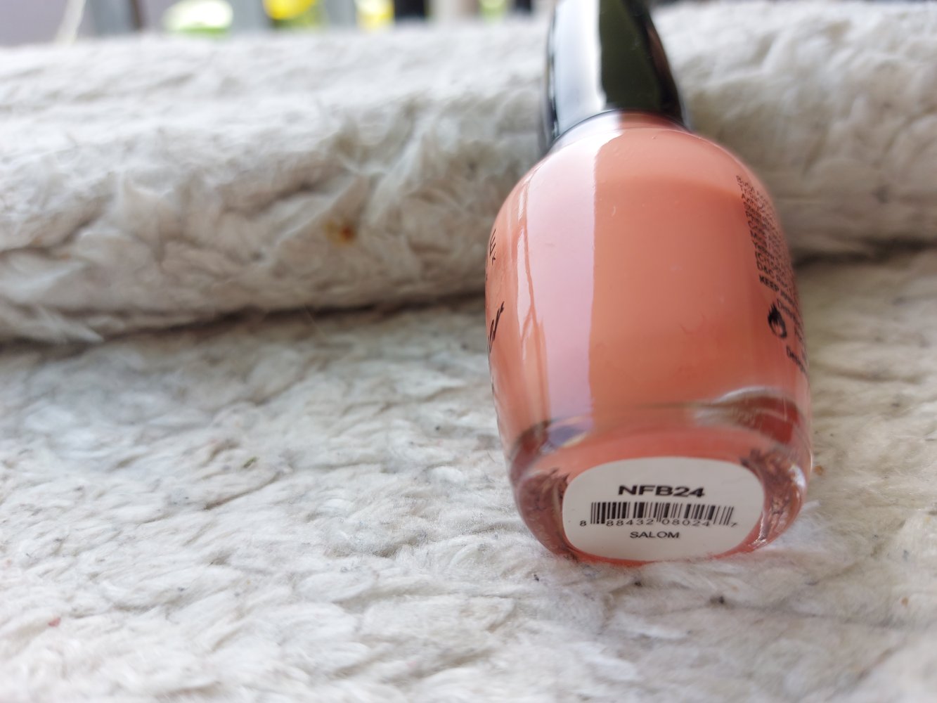 Absolute New York Nail Lacquer Salom (NFB24) korall