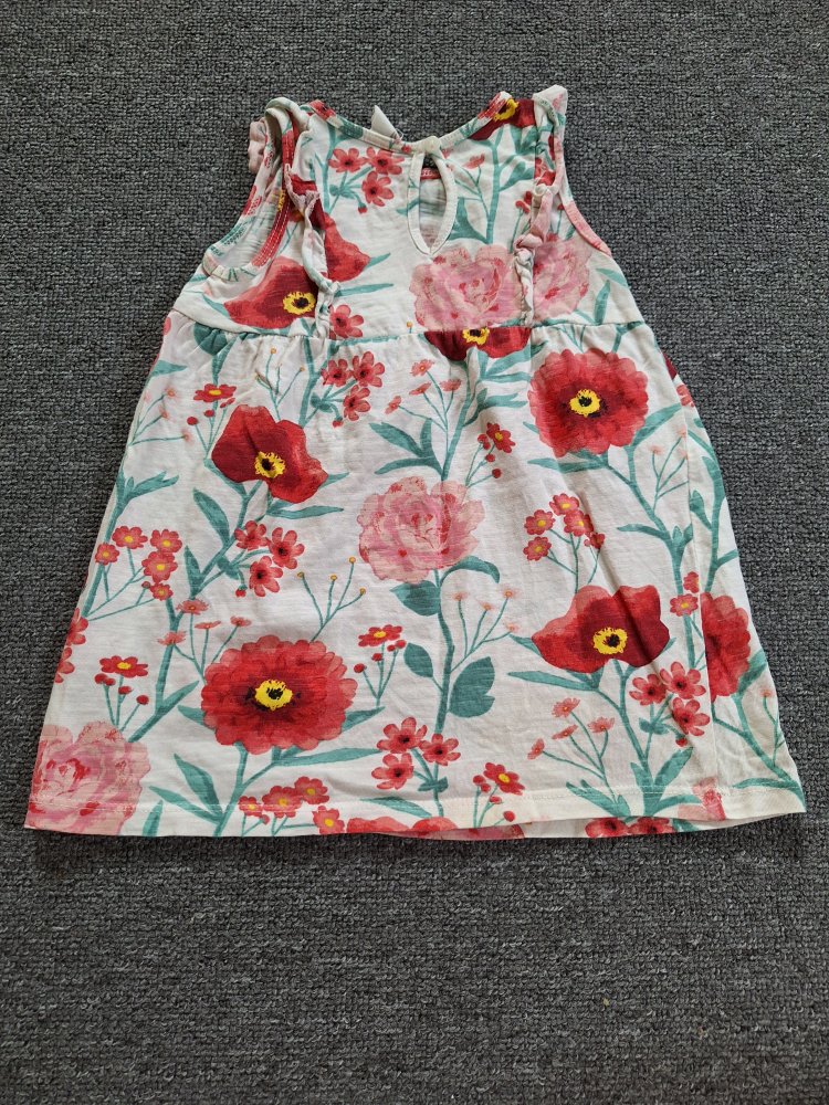 Wunderschönes Kleidchen mit Mohnblumen Gr. 74