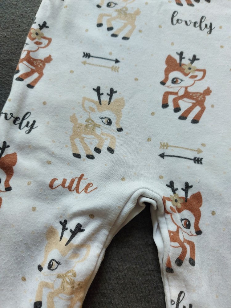 weißer Babystrampler mit süßen Rehmotiven, Gr. 62 lovely