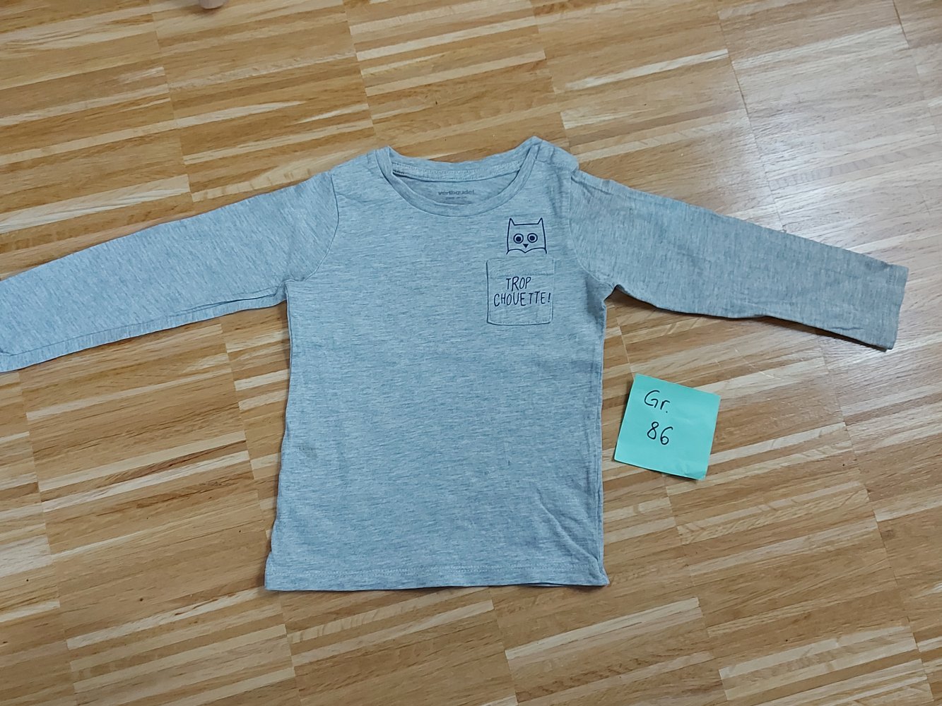langärmliger grauer Babypullover trop chouette! Gr. 86
