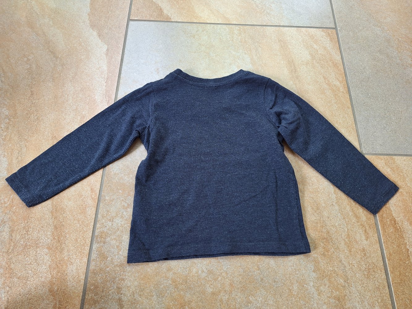 marineblaues Sweatshirt in Gr. 92 / Pullover / Longsleeve